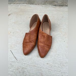 Womens flats in good condition